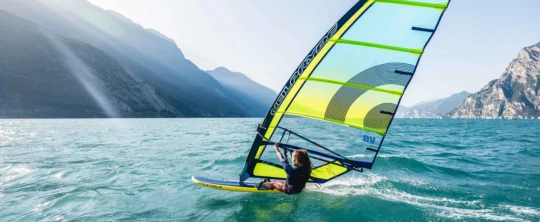 How to Choose the Best Beginner Kayak