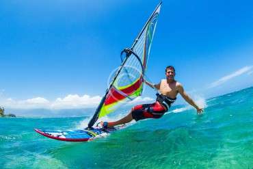 5 Upwind Kayaking Tips for Beginners